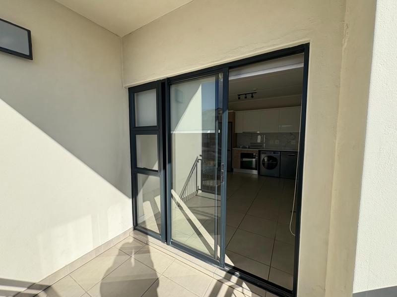 To Let 1 Bedroom Property for Rent in Richwood Western Cape